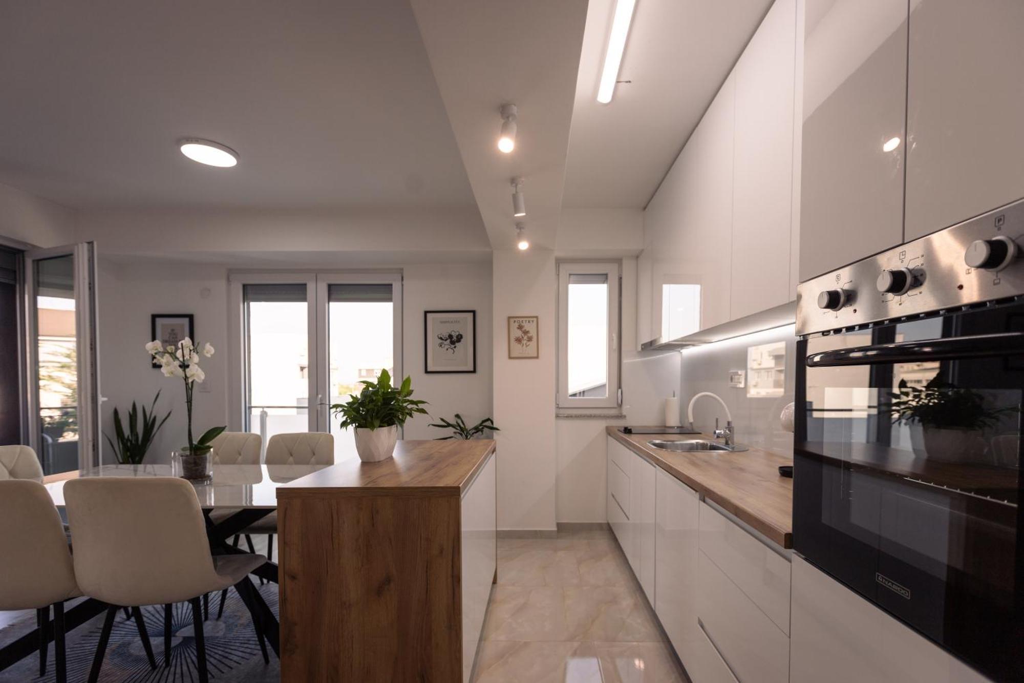 T20 Apartments สโกเปีย ภายนอก รูปภาพ