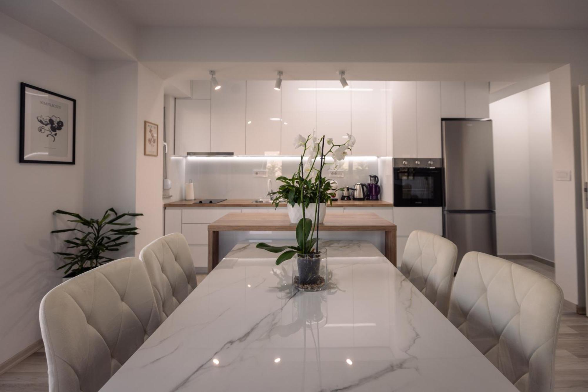 T20 Apartments สโกเปีย ภายนอก รูปภาพ