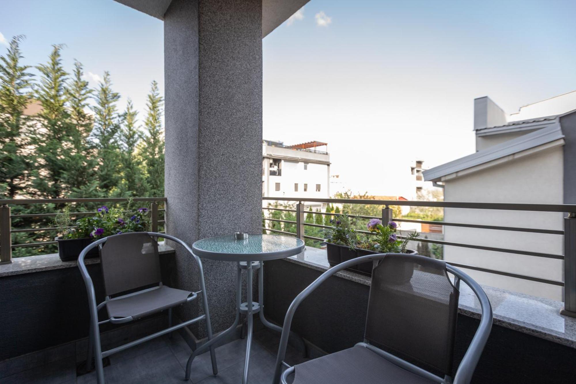 T20 Apartments สโกเปีย ภายนอก รูปภาพ