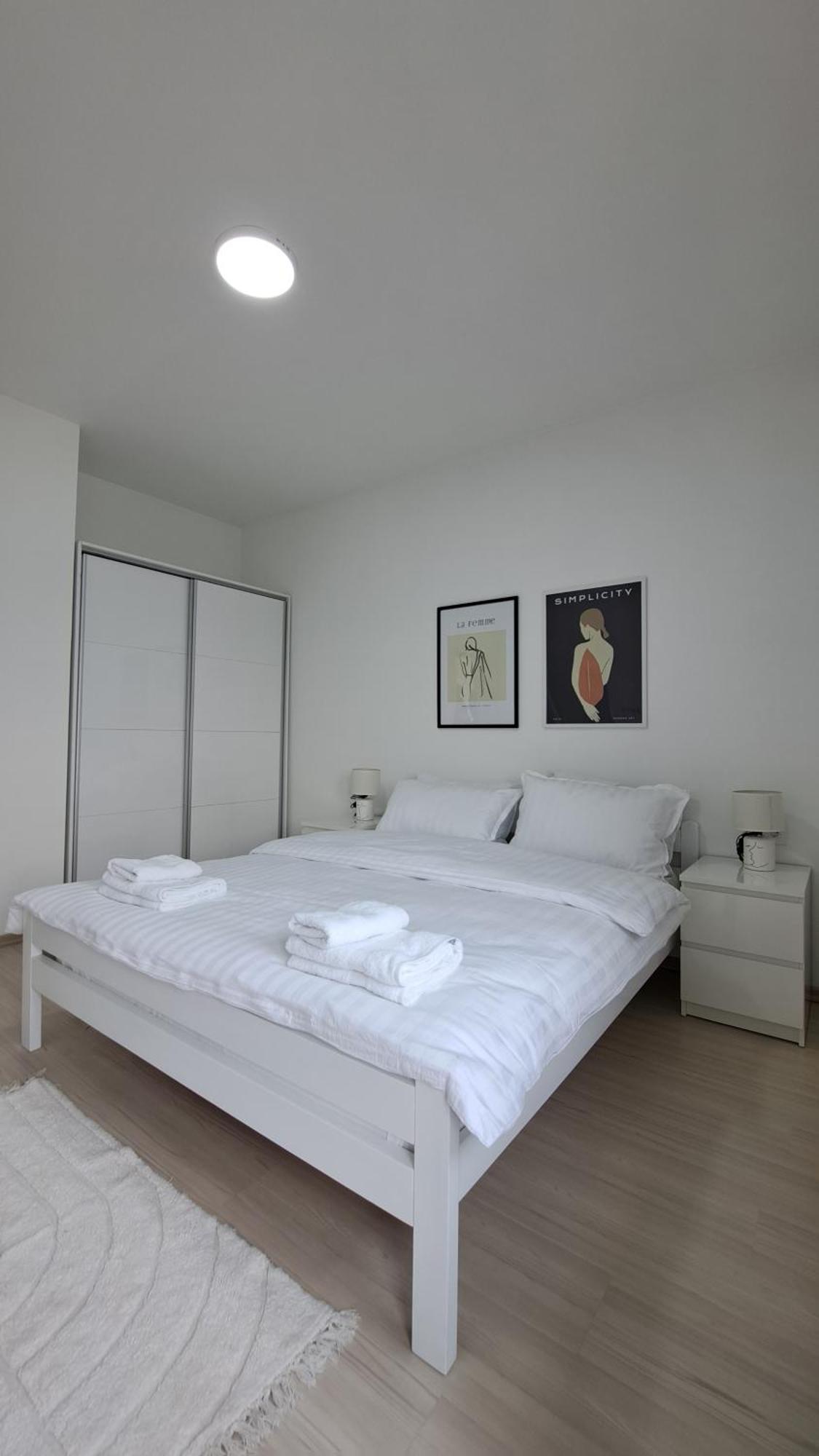 T20 Apartments สโกเปีย ภายนอก รูปภาพ