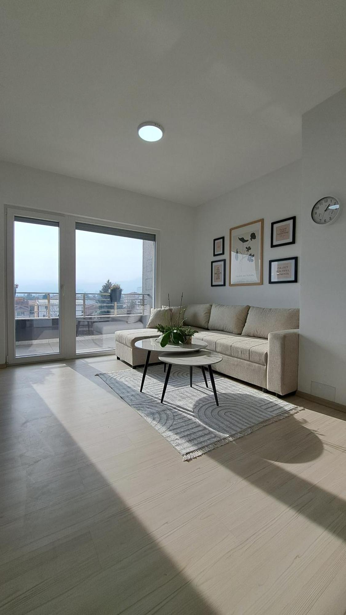 T20 Apartments สโกเปีย ภายนอก รูปภาพ